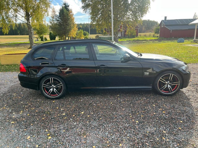 BMW 320d 2011