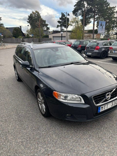 Volvo V70 2013