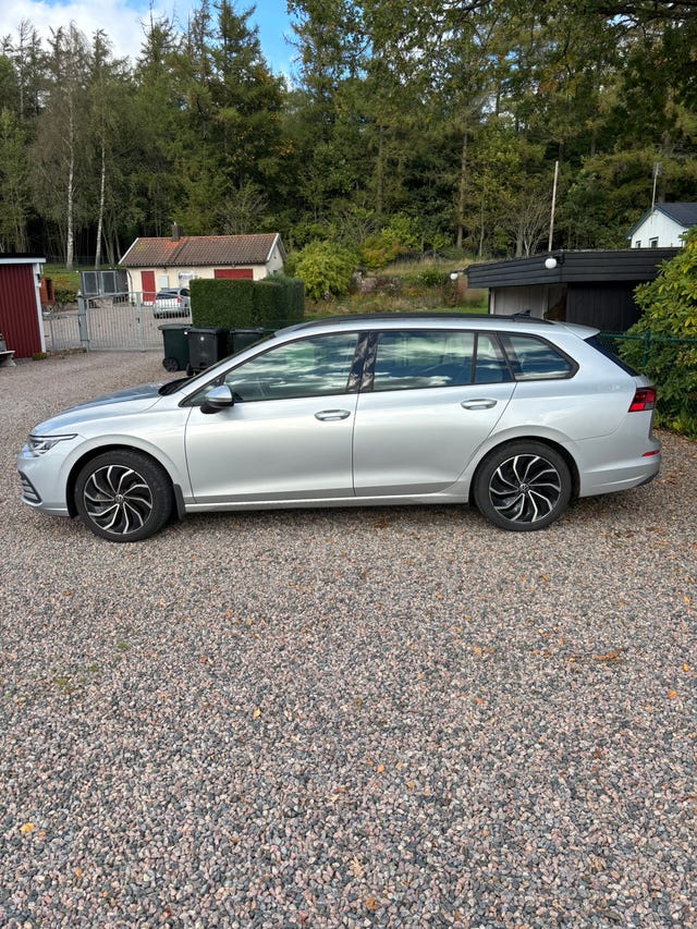 Volkswagen Golf VIII 2021