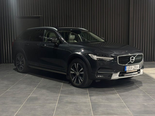Volvo V90 Cross Country 2020 – bild 3