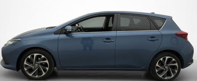 Toyota Auris 2016