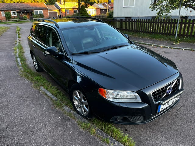 Volvo V70 2011 – bild 2