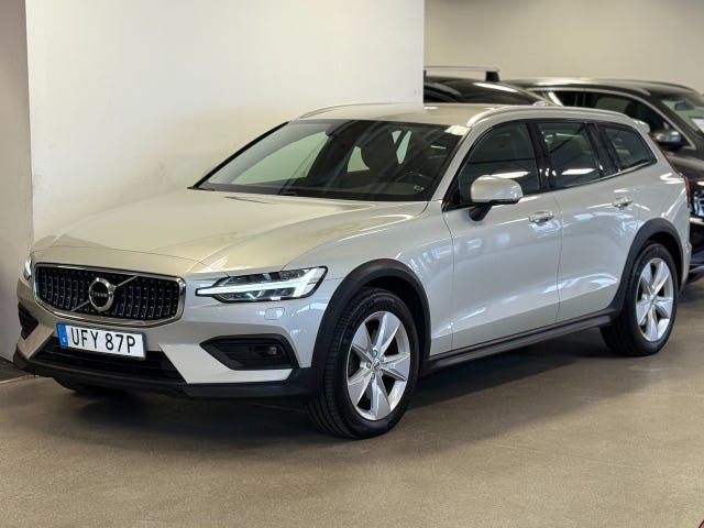 Volvo V60 Cross Country 2019