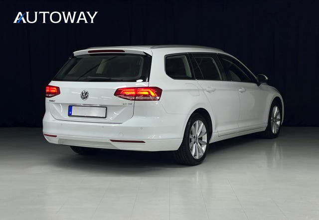 Volkswagen Passat 2018 – bild 4