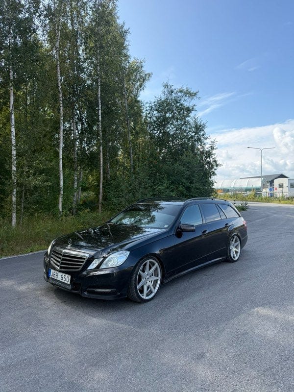 Mercedes-Benz E250 2011