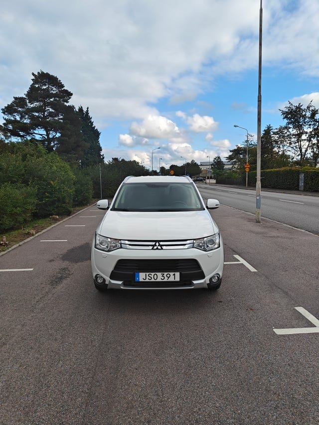 Mitsubishi Outlander 2015