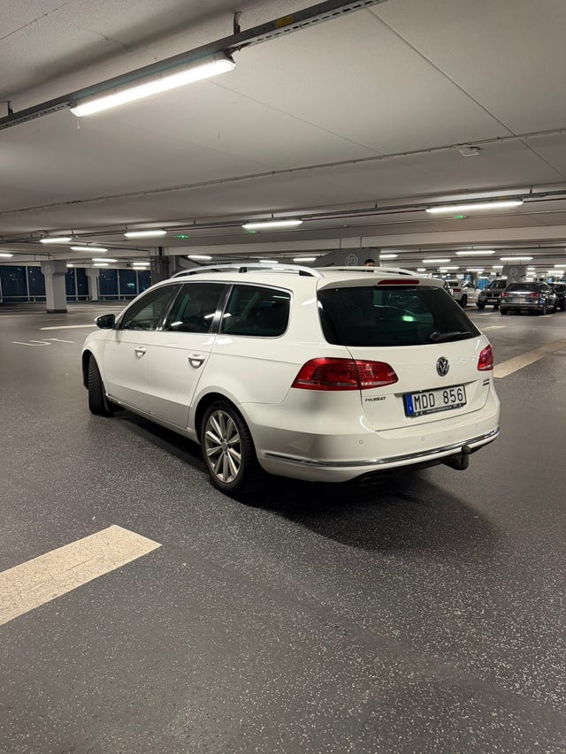 Volkswagen Passat 2012 – bild 3