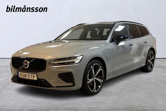 Volvo V60 2025