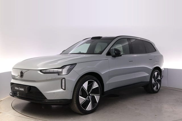 Volvo EX90 2025