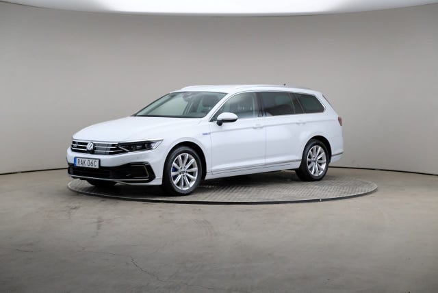 Volkswagen Passat 2023