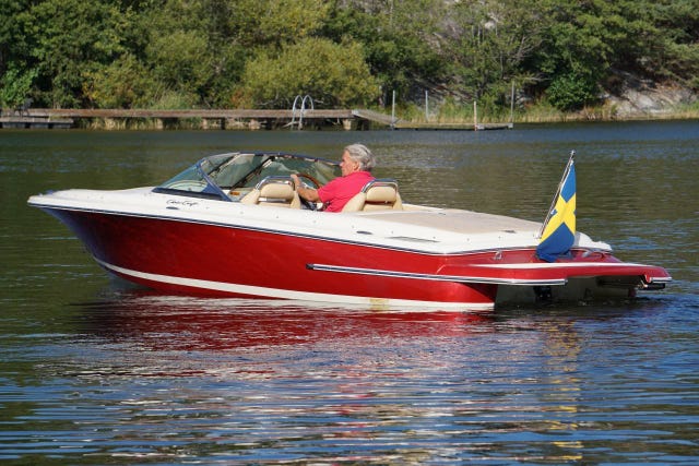 Chris Craft Launch  20 -11