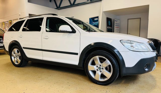 Skoda Octavia Scout 2011