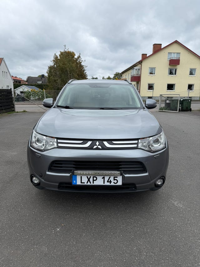 Mitsubishi Outlander 2013