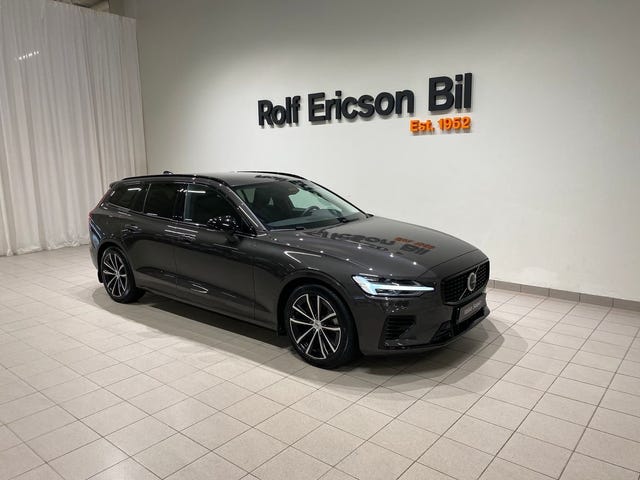 Volvo V60 2025