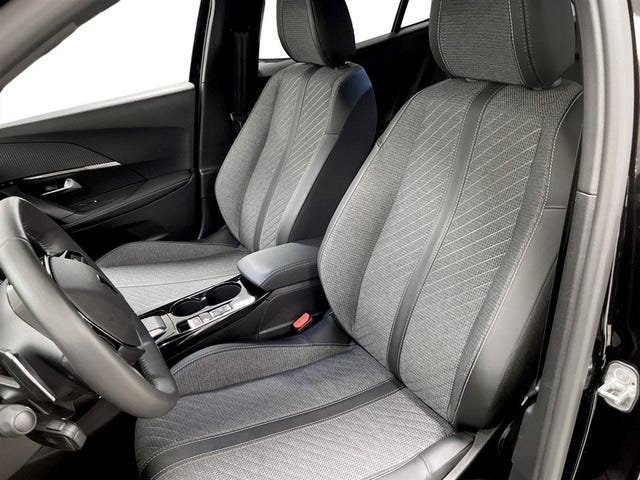 Peugeot 2008 2025 – bild 4