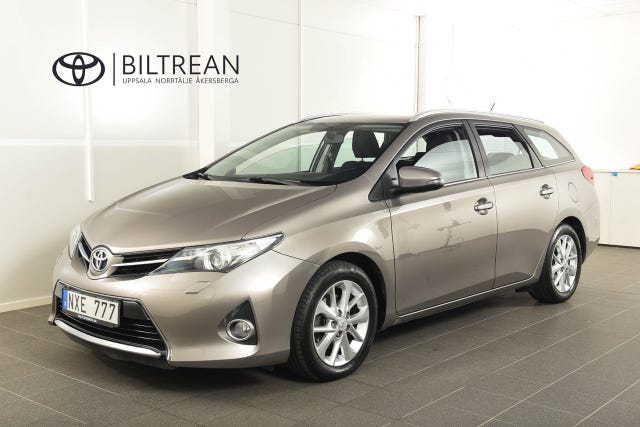 Toyota Auris 2013