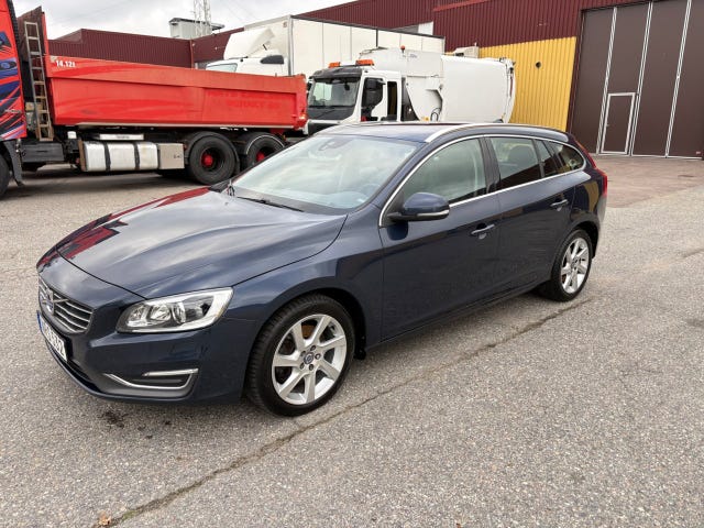 Volvo V60 2015