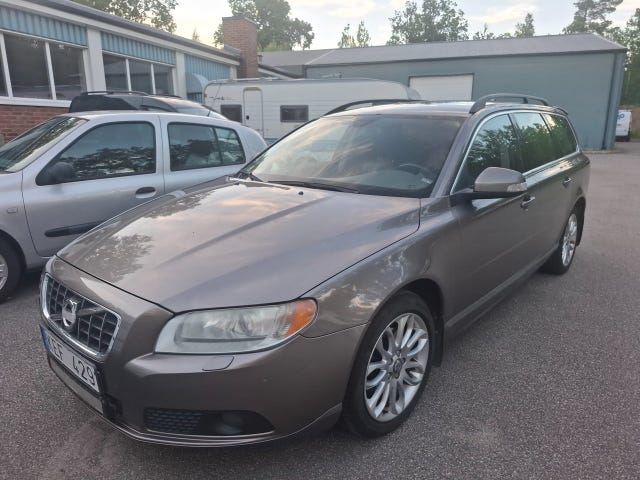 Volvo V70 2010