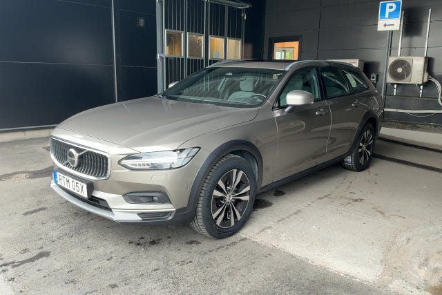 Volvo V60 Cross Country 2022