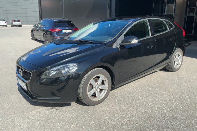 Volvo V40 2018