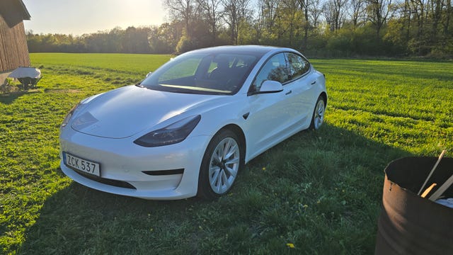 Tesla Model 3 2023