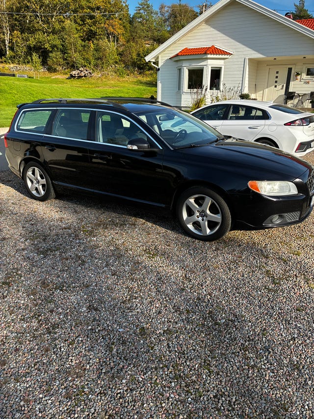 Volvo V70 2010