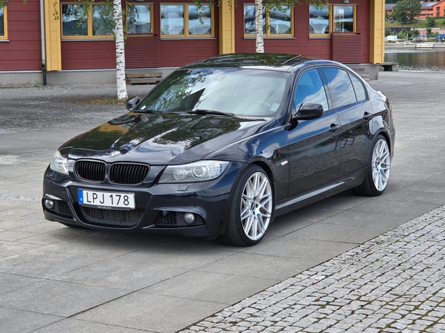 BMW 320d 2011