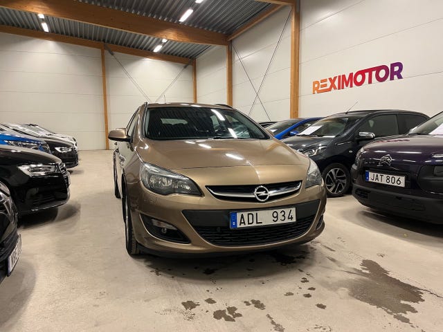 Opel Astra 2014