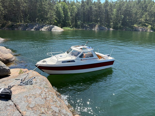 Flipper 620 + Yamaha F100 4-takt inkl båtvagn