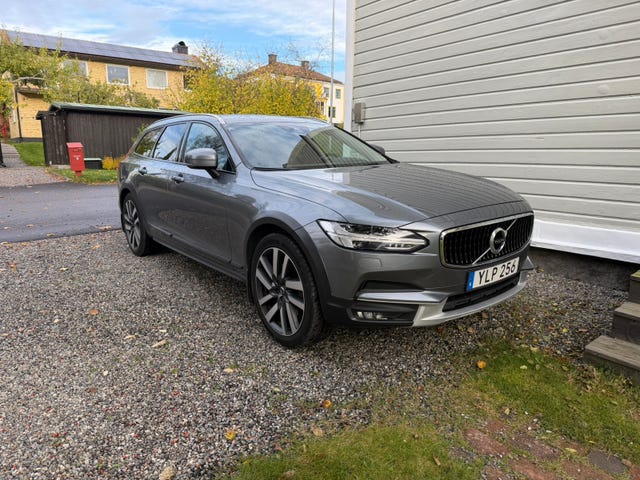 Volvo V90 Cross Country 2019