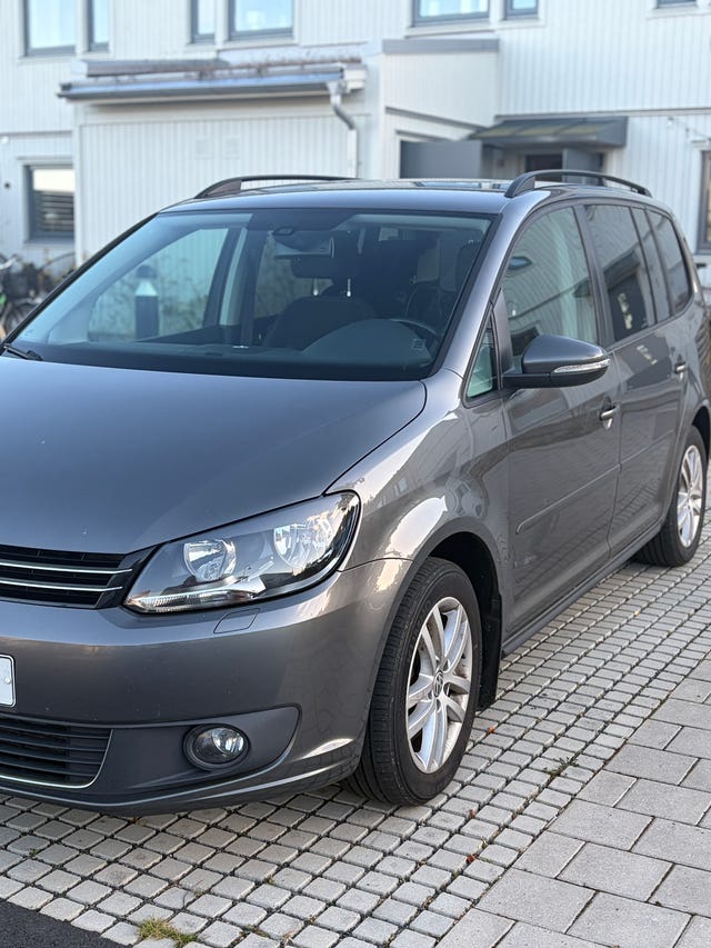 Volkswagen Touran 2015