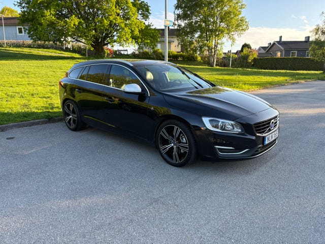 Volvo V60 2015