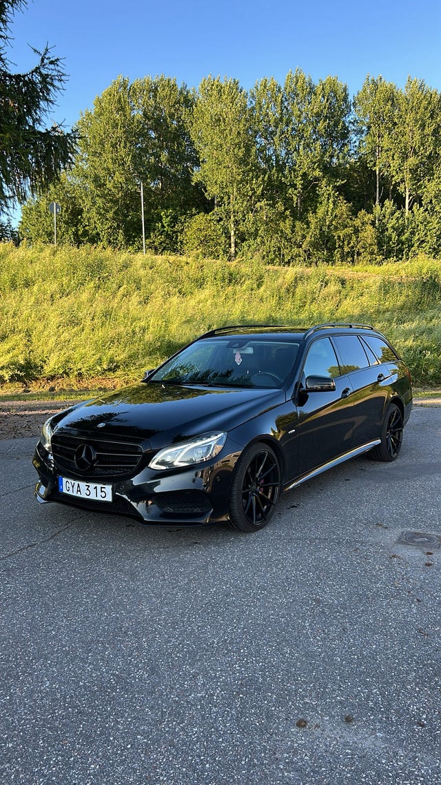 Mercedes-Benz E220 2016