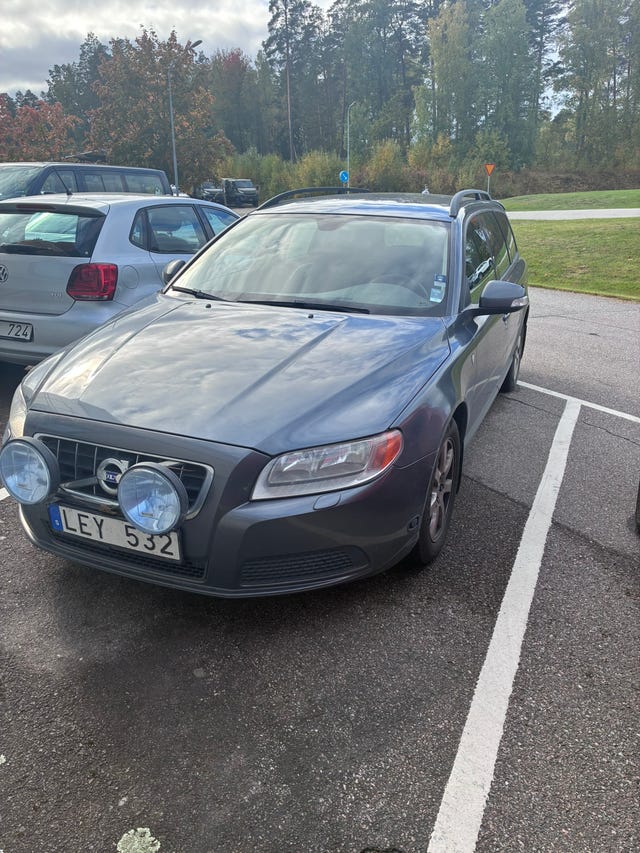 Volvo V70 2011