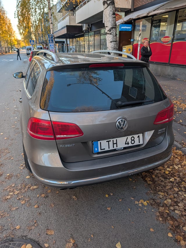 Volkswagen Passat 2012 – bild 3