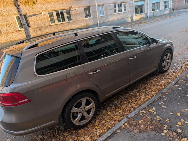 Volkswagen Passat 2012 – bild 4