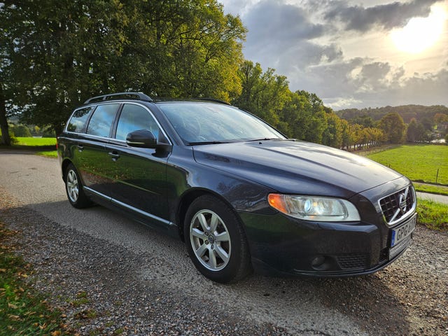 Volvo V70 2013