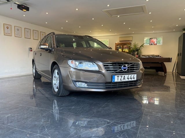 Volvo V70 2015