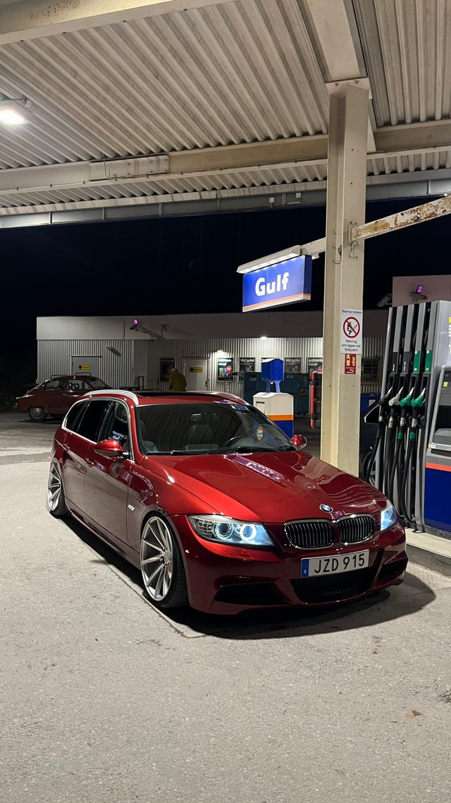 BMW 330d 2010