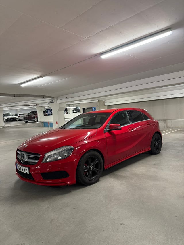 Mercedes-Benz A180 2013