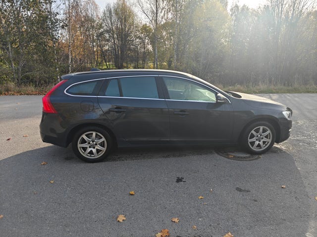 Volvo V60 2018