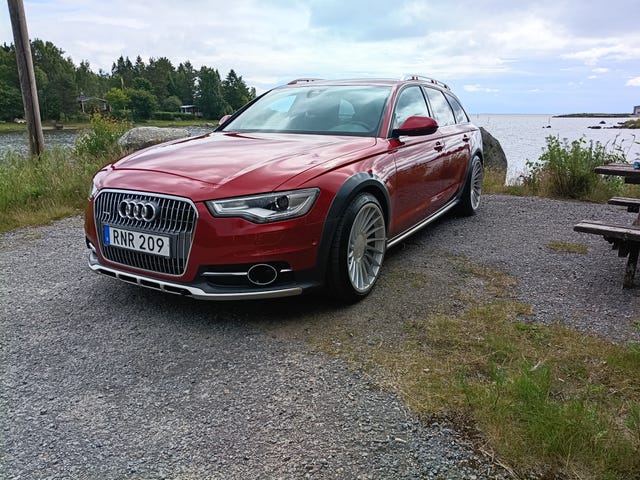 Audi A6 allroad 2014