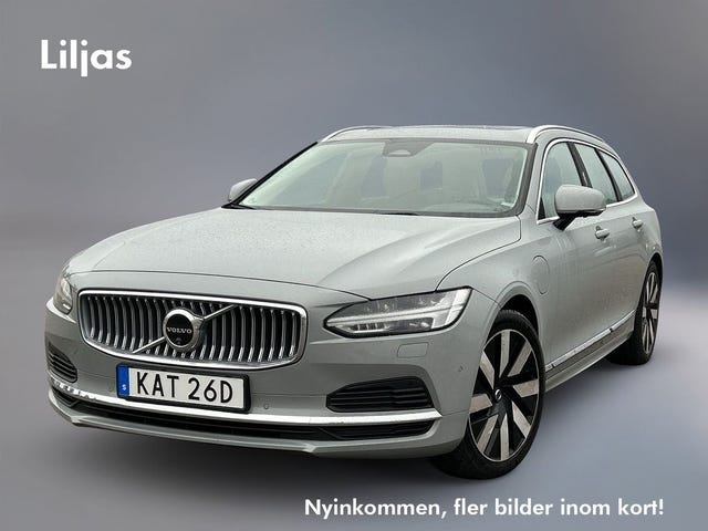Volvo V90 2025