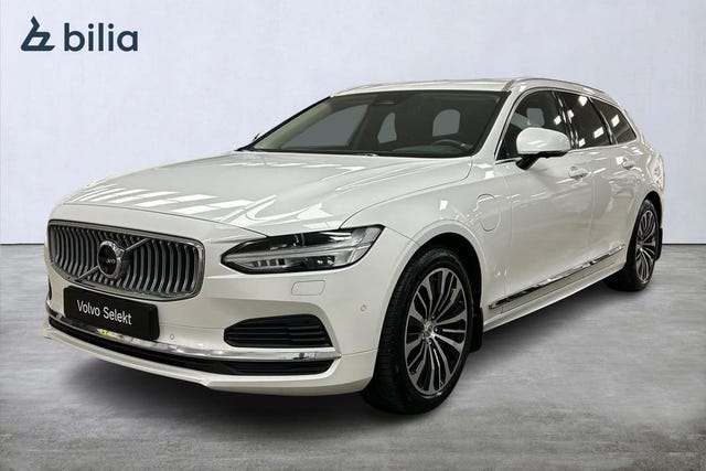 Volvo V90 2025