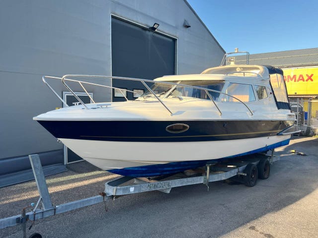 Bella Falcon 26 Fantino -06 | Mercruiser 5.0 MPI Bravo III