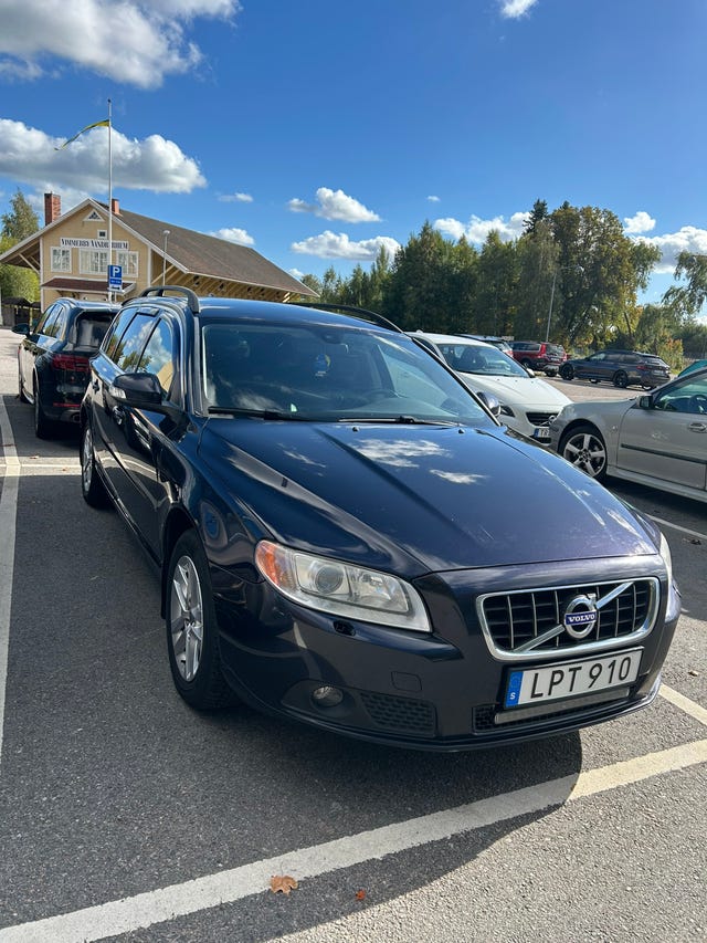 Volvo V70 2011 – bild 2