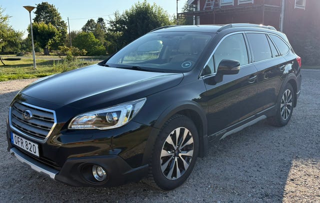 Subaru Outback 2016