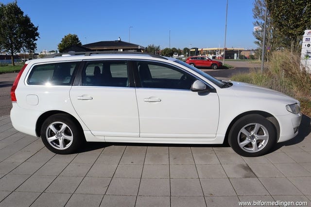 Volvo V70 2016