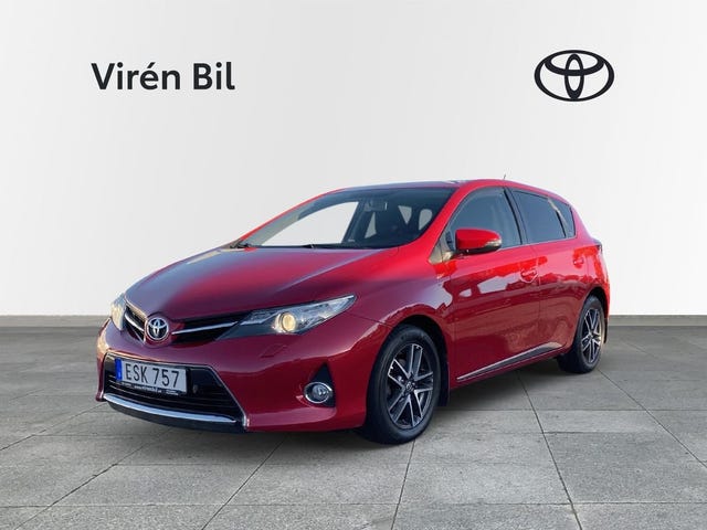 Toyota Auris 2015