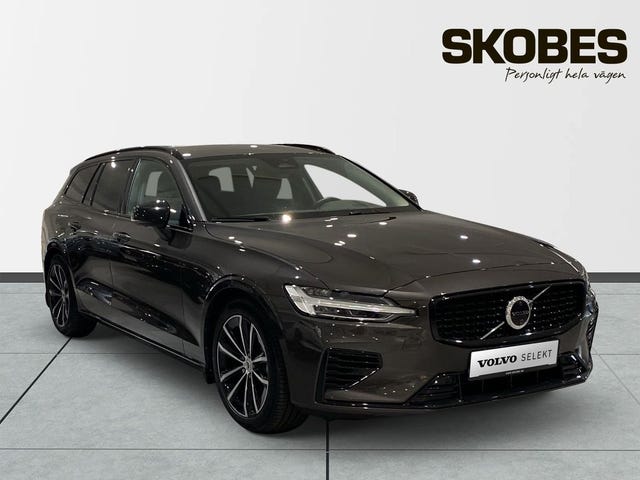 Volvo V60 2025